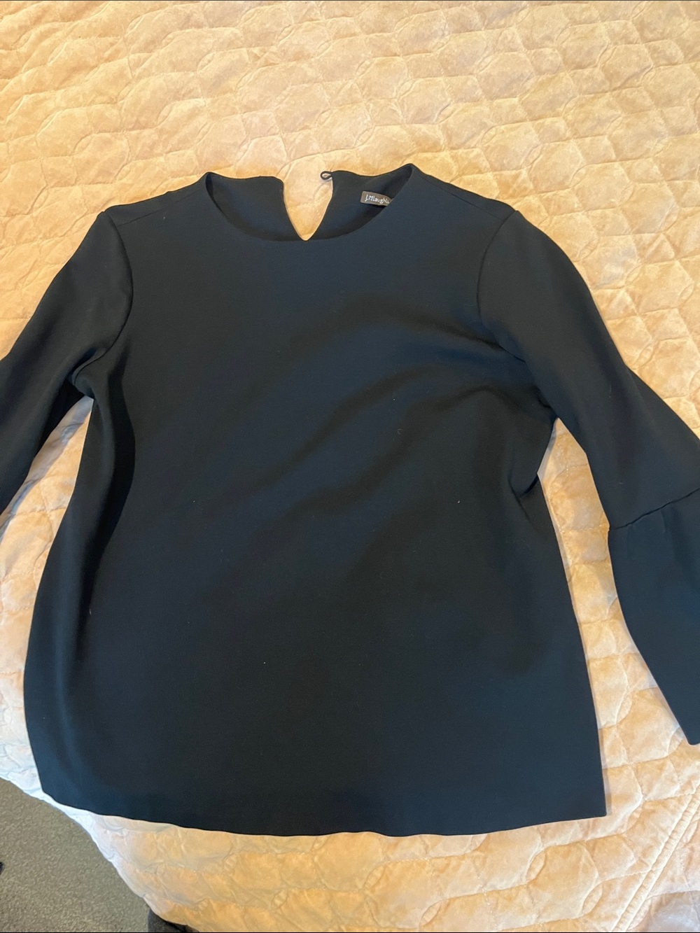 J. McLaughlin Black Long-Sleeve top knit
